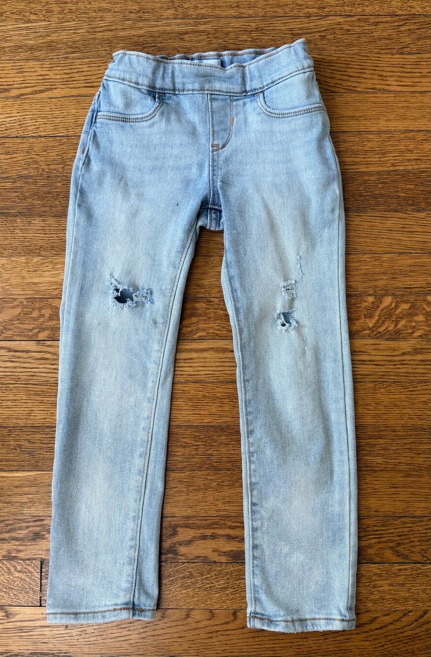 Old Navy Girls' Light Wash Distressed Jeans Size 6-7